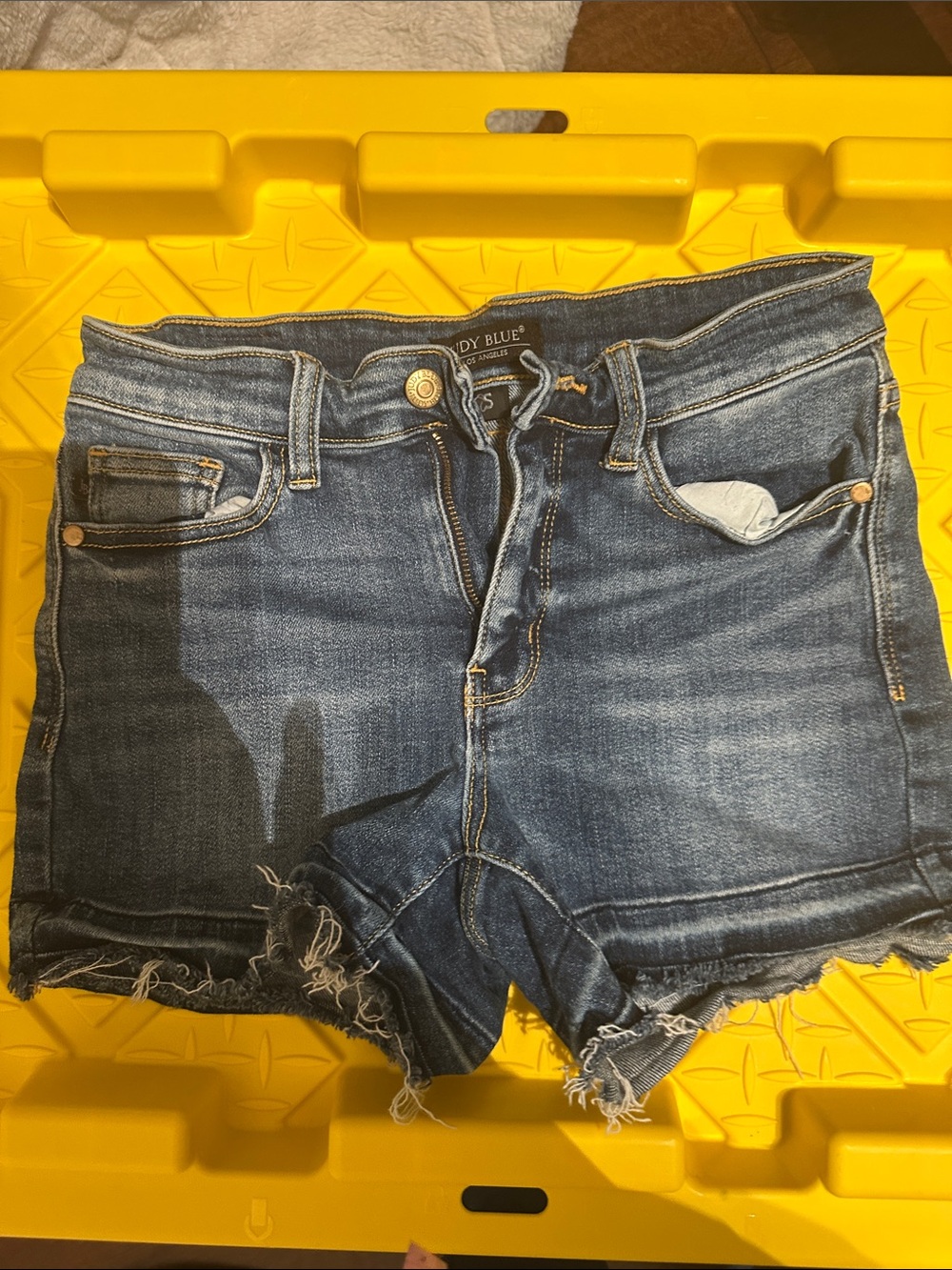 Judy Blue Medium mid rise Blue Frayed Hem Denim Shorts size S